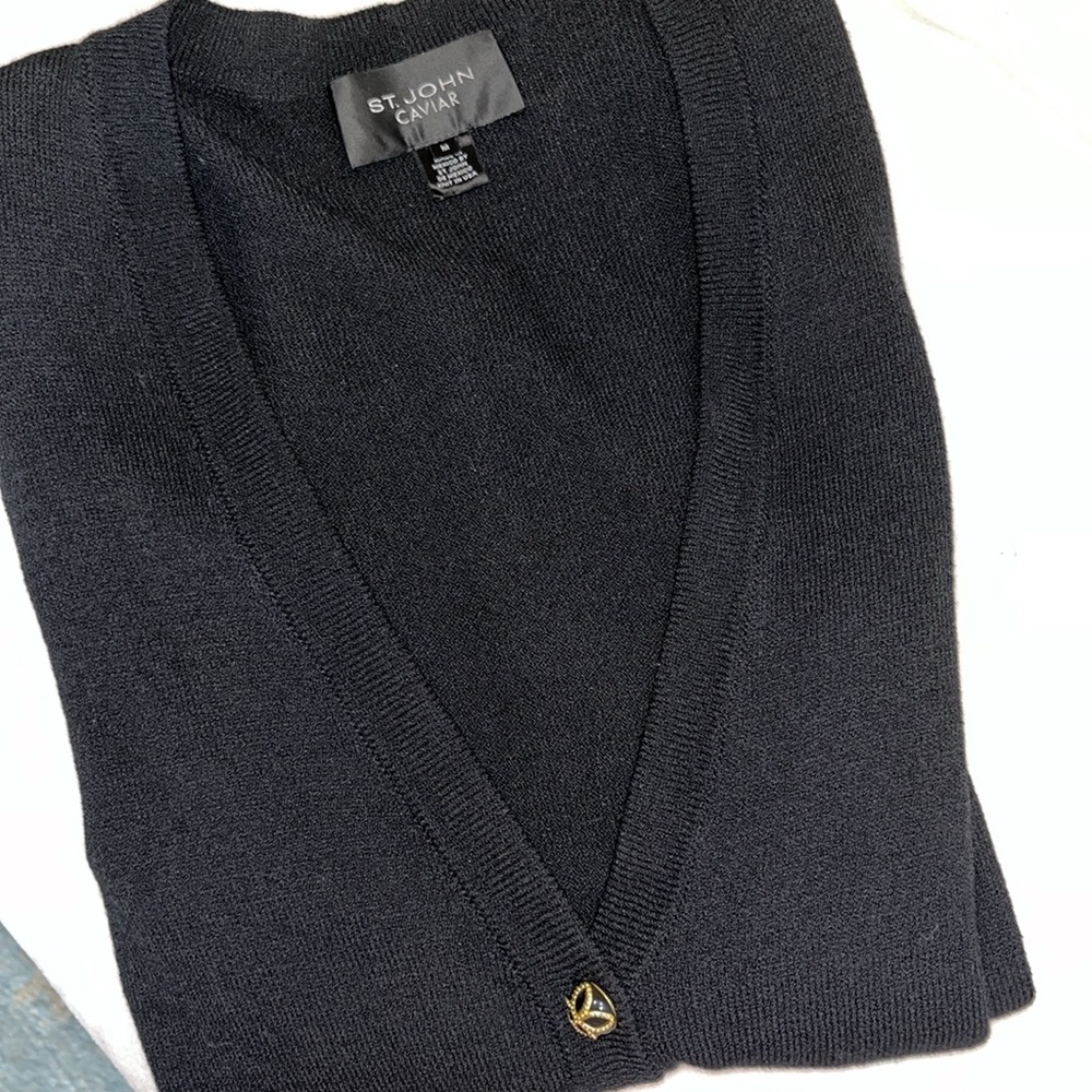 ST. JOHN CAVIAR - Like new Black Knit Sweater Cardigan Luxury-Medium - Picture 9 of 13